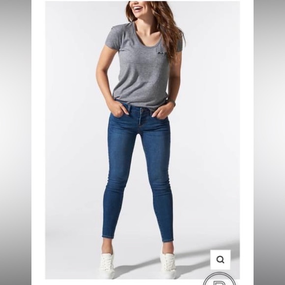 Blanqi Postpartum jeans - Picture 3 of 4